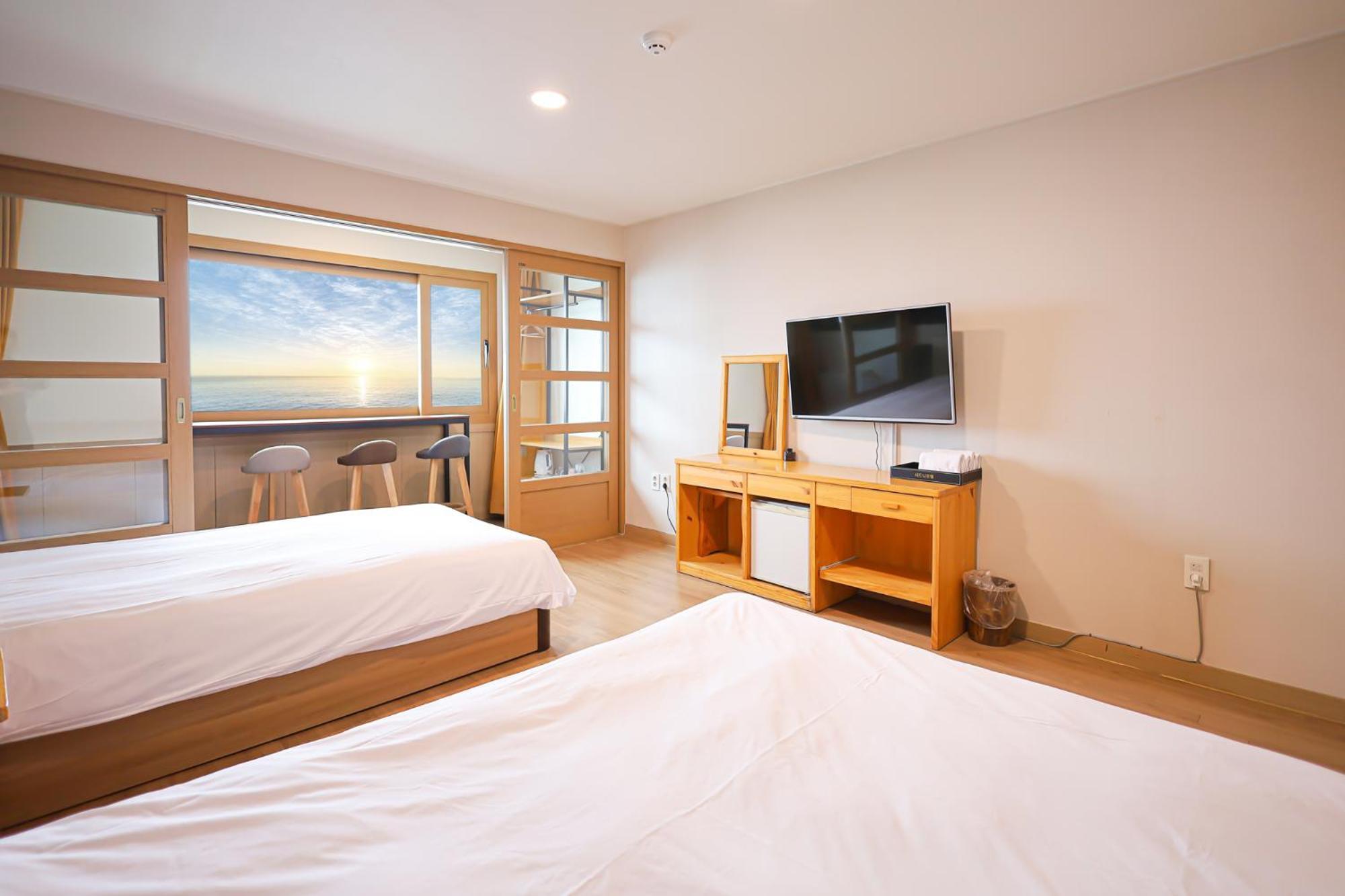 Fantastic Ocean View Sydney Hotel Jeju Exterior foto
